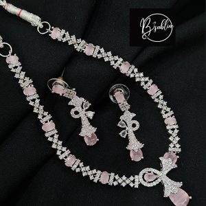 luxury set with pink stone