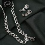 luxury set with black stone