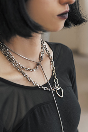 unisex chains